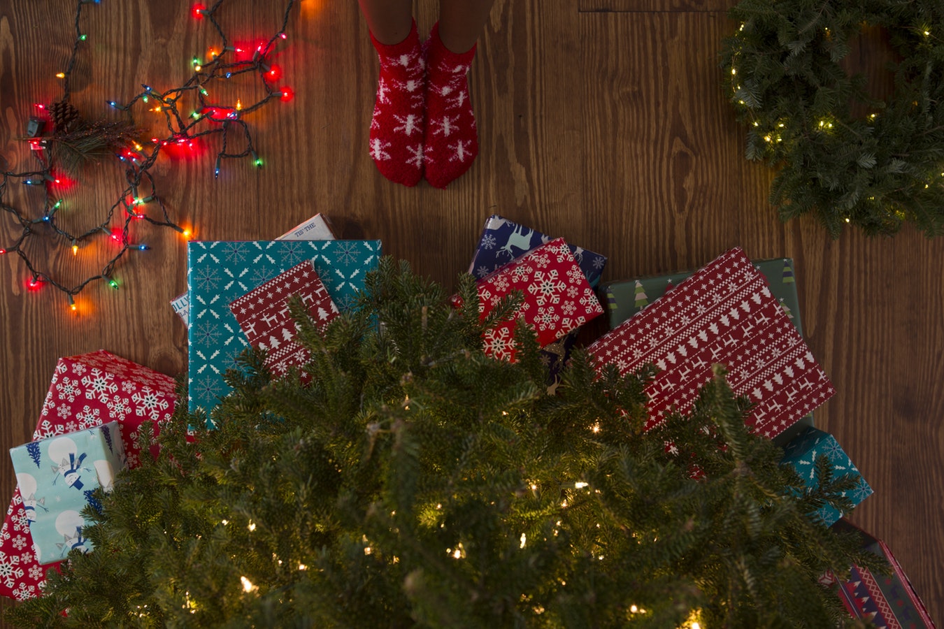 holiday gifts tree